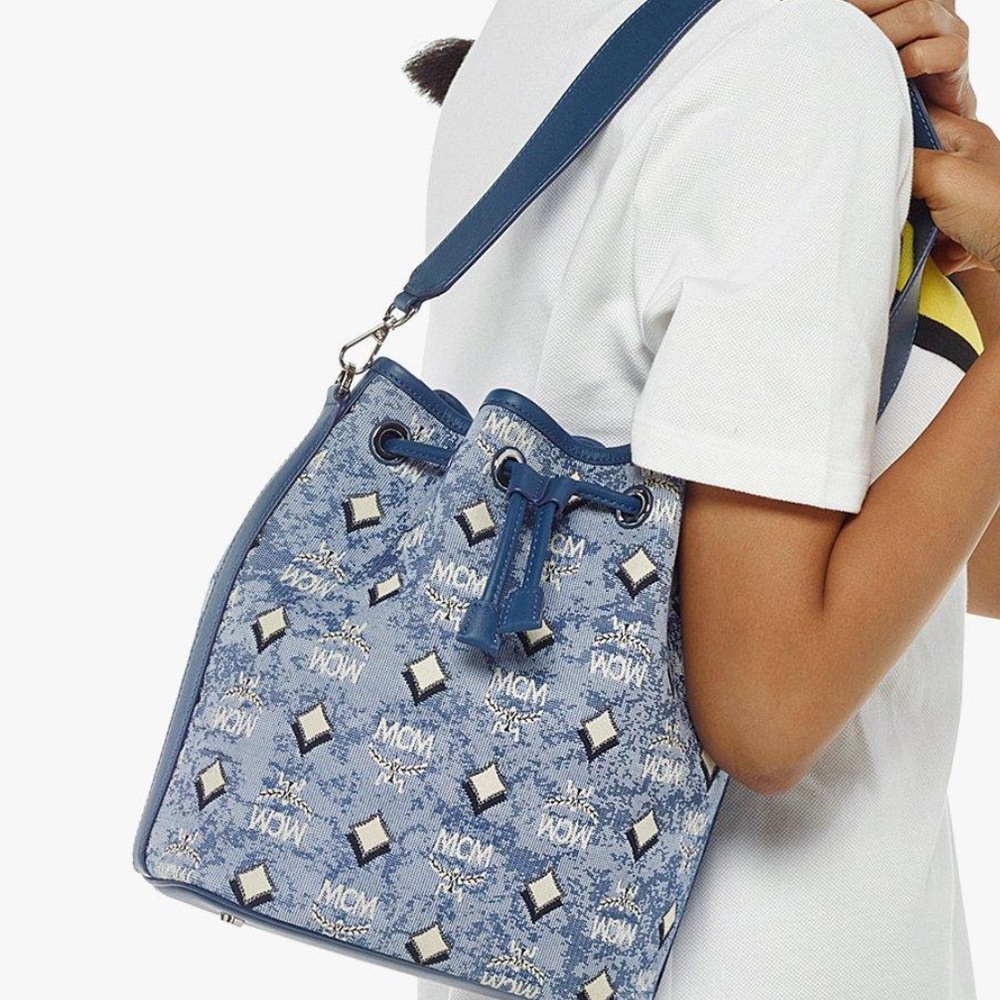 MCM Medium Dessau Drawstring Bag NWT